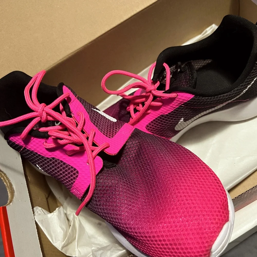 NIKE ROSHE RUNS - Picture 2 of 2